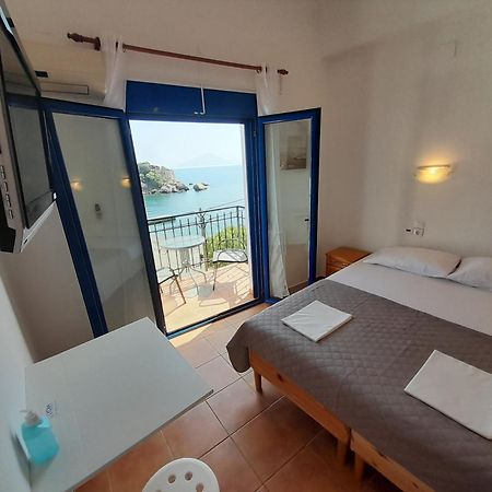 Lydia Mare Aparthotel Agios Kirykos  Ngoại thất bức ảnh