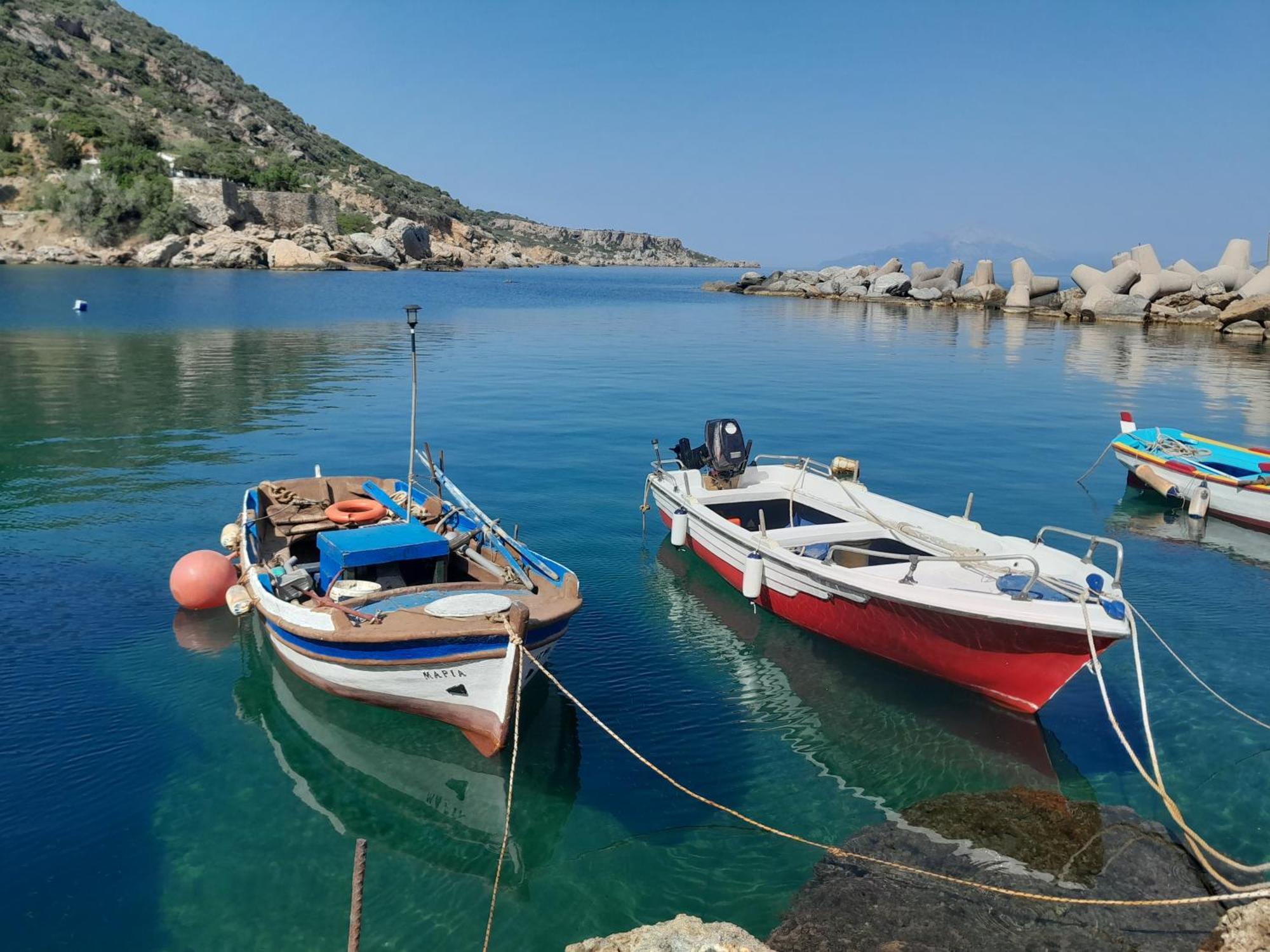 Lydia Mare Aparthotel Agios Kirykos  Ngoại thất bức ảnh