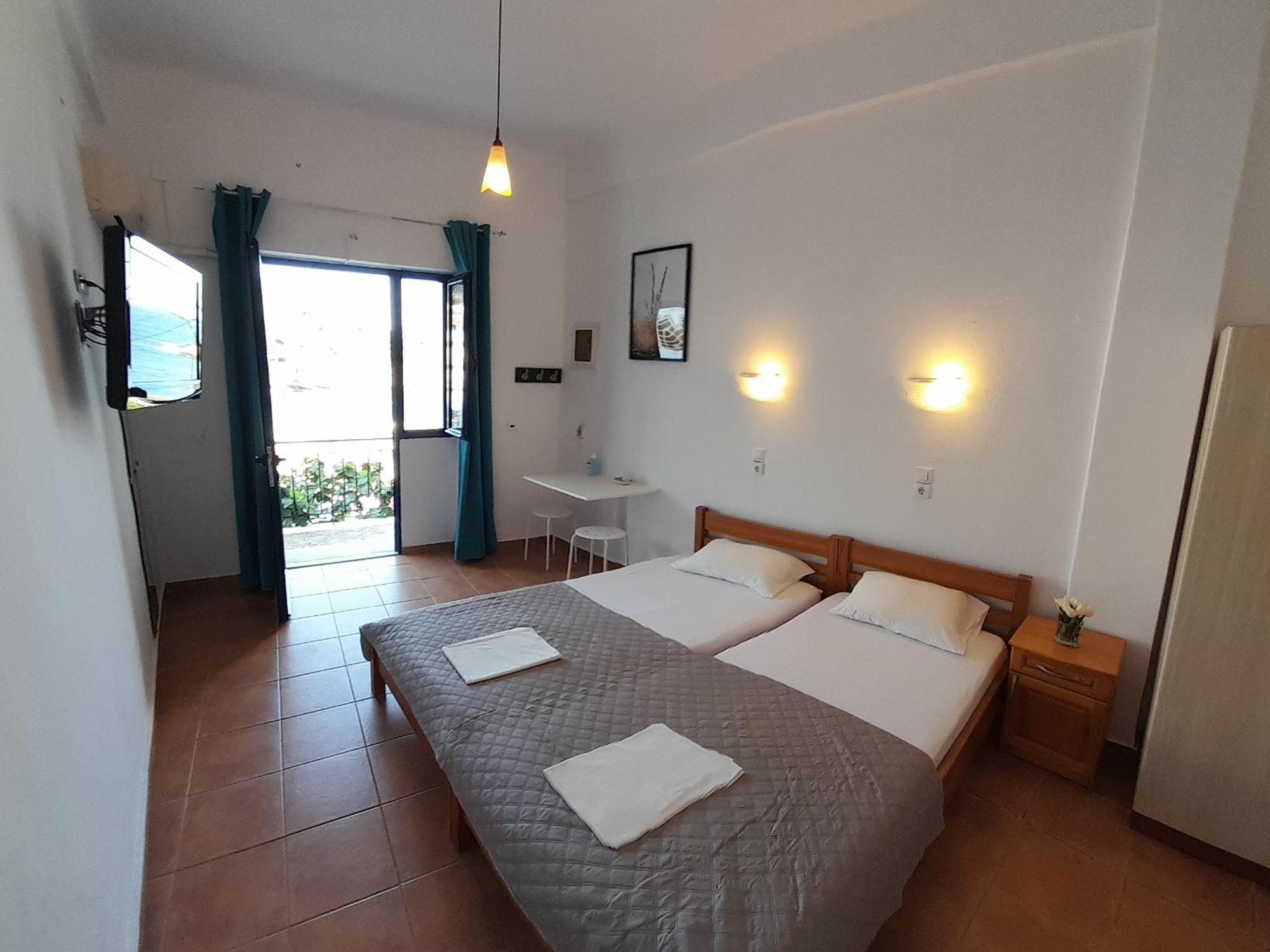 Lydia Mare Aparthotel Agios Kirykos  Phòng bức ảnh