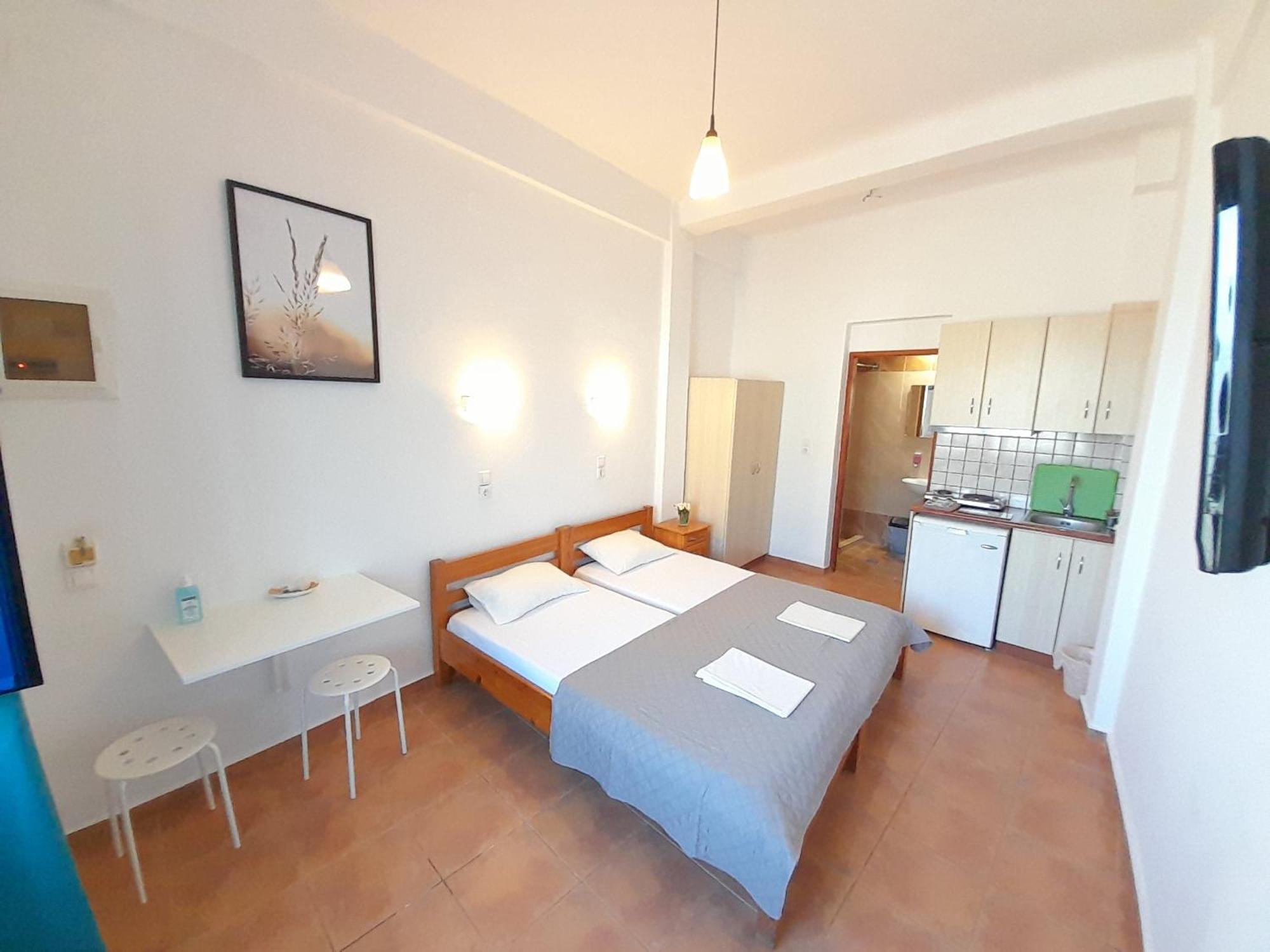 Lydia Mare Aparthotel Agios Kirykos  Phòng bức ảnh