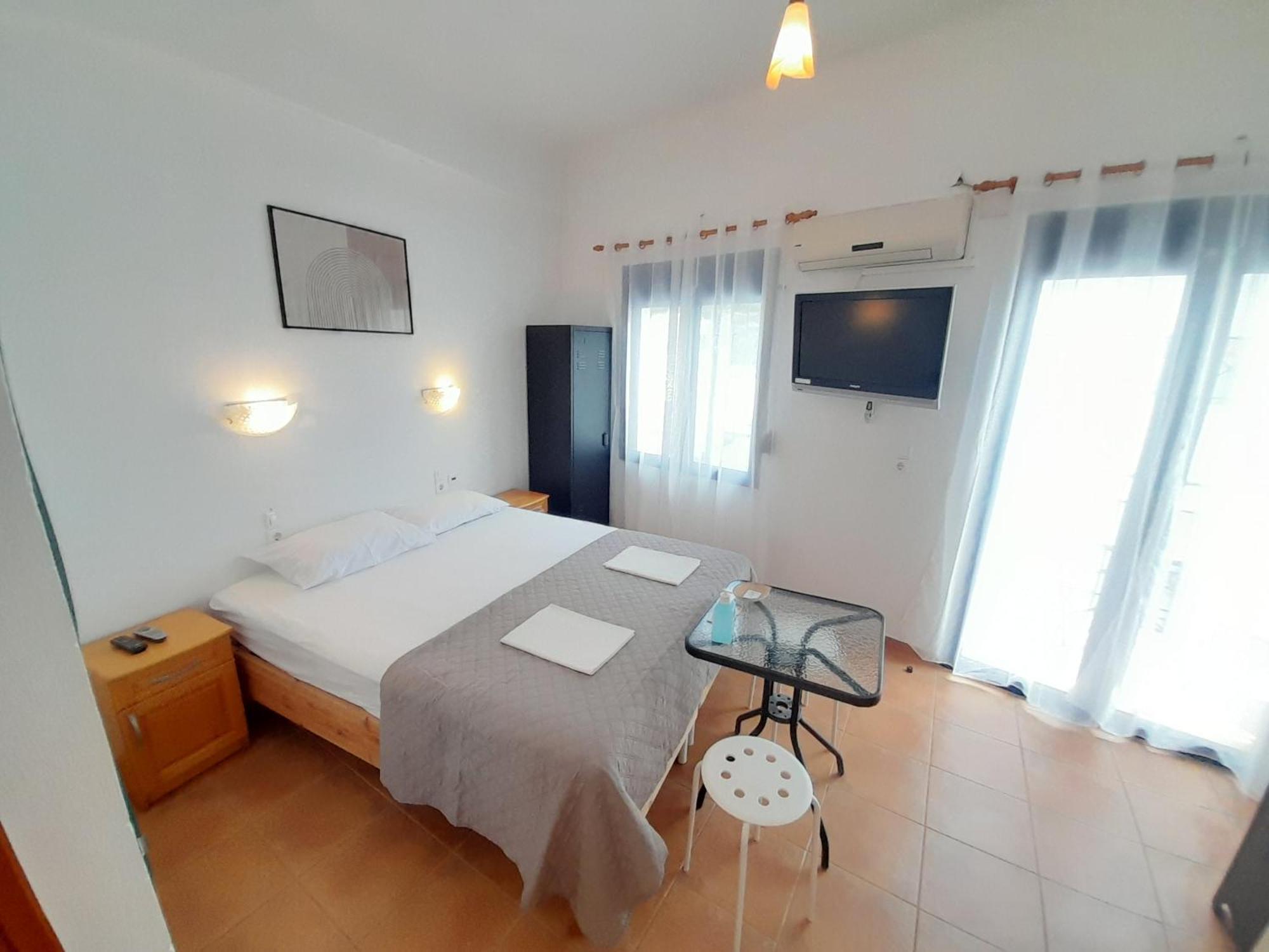 Lydia Mare Aparthotel Agios Kirykos  Phòng bức ảnh