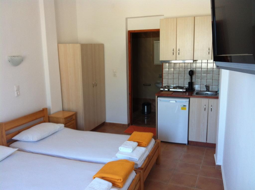 Lydia Mare Aparthotel Agios Kirykos  Ngoại thất bức ảnh