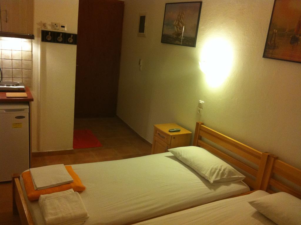 Lydia Mare Aparthotel Agios Kirykos  Ngoại thất bức ảnh