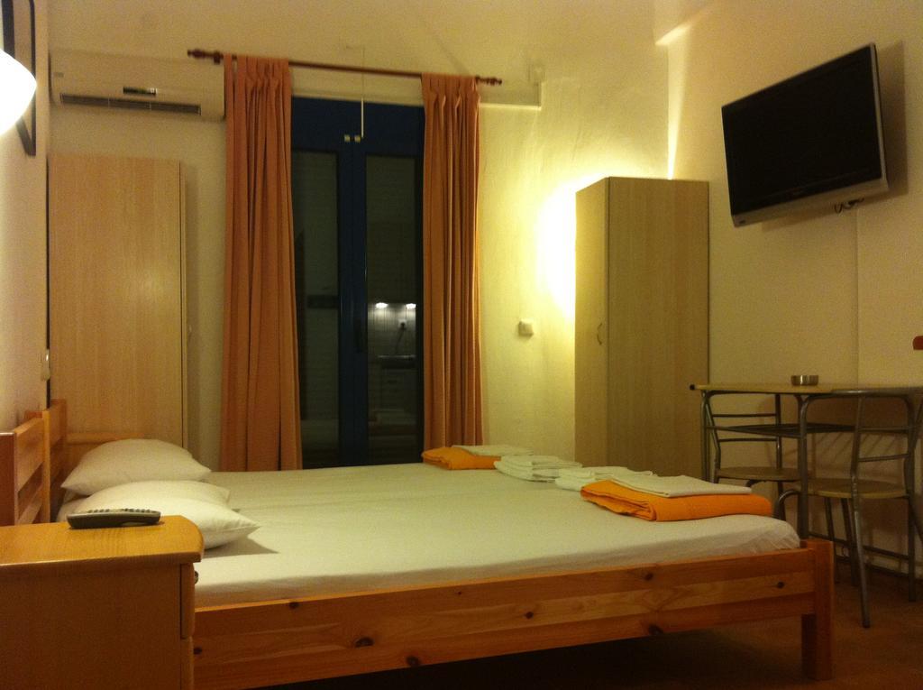 Lydia Mare Aparthotel Agios Kirykos  Ngoại thất bức ảnh