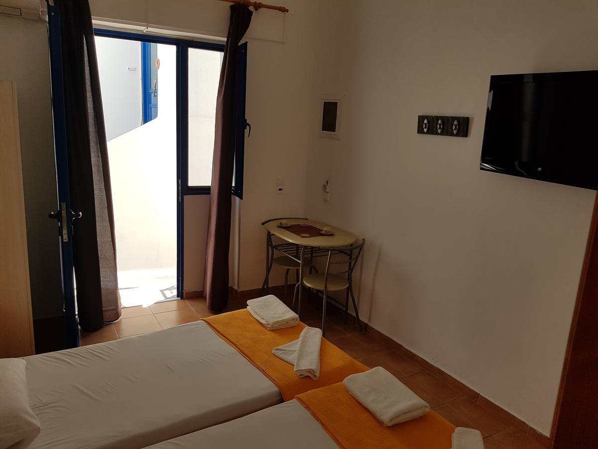 Lydia Mare Aparthotel Agios Kirykos  Ngoại thất bức ảnh